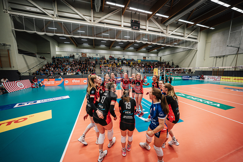 Volleyball | Frauen | Saison 2025/2026 | Volleyball Bundesliga | ETV Hamburger Volksbank Volleys vs. SSC Palmberg Schwerin | 17.01.2026 | ETV im Kreis vor dem Spiel