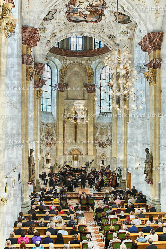 ALS0377_XXXIX-Chopin-Festival_Camerata Mozartiana_Rehling | (C)FotoLois.com, Alois Spandl, Eröffnungskonzert in der Kartausenkirche mit Camerata Mozartiana unter Dirigent Daniel Auner, Janusz Olejniczak (Klavier), Natalia Rehling (Klavier), Kompnistin Johanna Doderer und Ingolf Wunder (Klavier), Fr 4. August 2023  . August 2023.