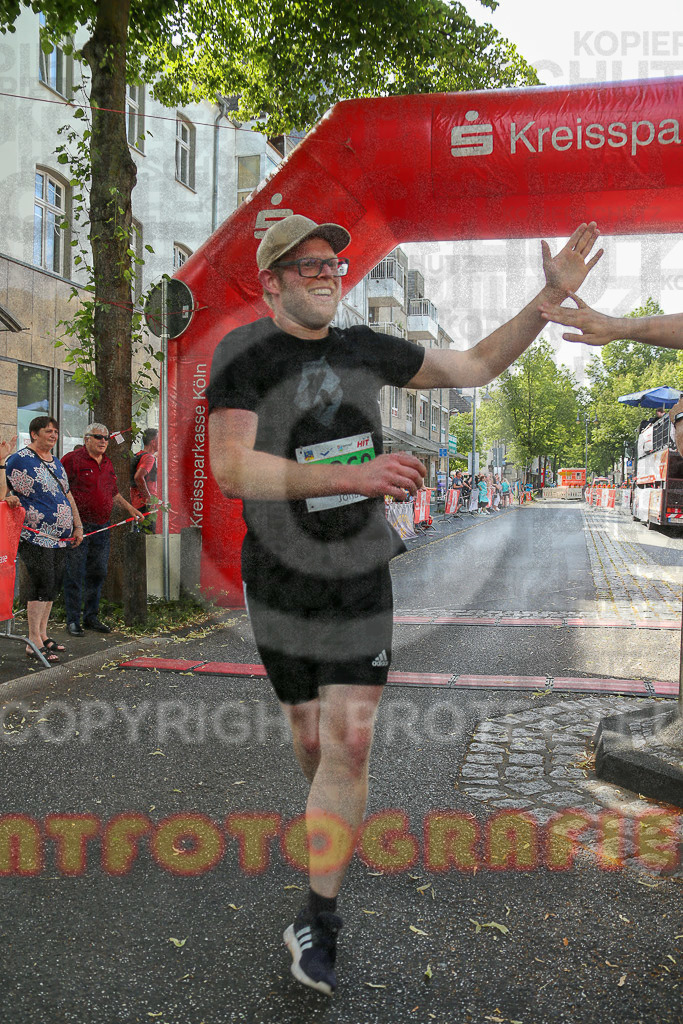 220625_1715_EX1_6502 | Sportfotografie im Rhein-Sieg Kreis, Köln, Bonn, NRW, Rheinland Pfalz, Hessen, etc. Unser Tätigkeitsfeld umfasst den Laufsport vom Volkslauf über den Marathon, Duathlon, Triathon bis zum Ultralauf wie Kölnpfad Ultra oder Schindertrail.