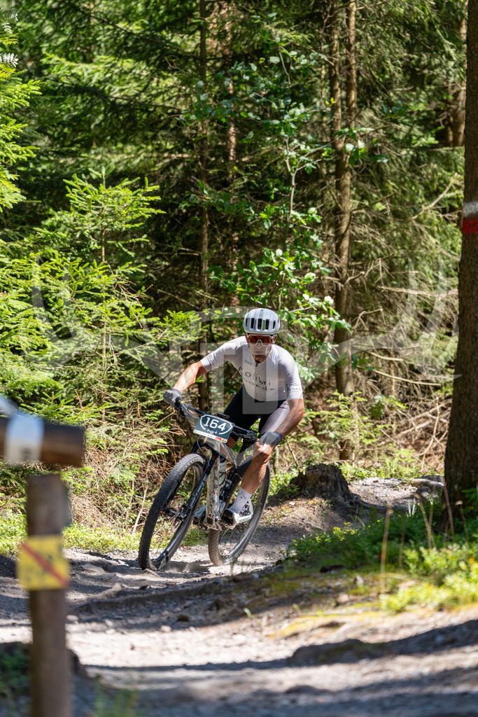 _DSC5008 | Fotogalerie der Treibjagd im Dunkelwald - Dein MTB Etappenrennen im Erzgebirge - Realisiert mit Pictrs.com