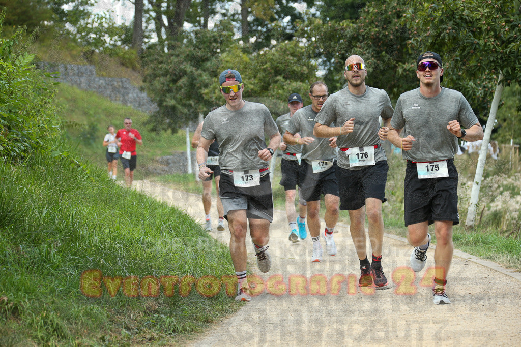 250824_1259_EX1_1079 | Sportfotografie im Rhein-Sieg Kreis, Köln, Bonn, NRW, Rheinland Pfalz, Hessen, etc. Unser Tätigkeitsfeld umfasst den Laufsport vom Volkslauf über den Marathon, Duathlon, Triathon bis zum Ultralauf wie Kölnpfad Ultra oder Schindertrail.
