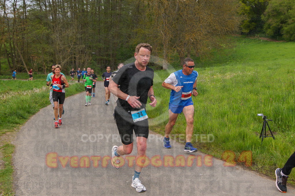 220501_1013_EV8_9962 | Sportfotografie im Rhein-Sieg Kreis, Köln, Bonn, NRW, Rheinland Pfalz, Hessen, etc. Unser Tätigkeitsfeld umfasst den Laufsport vom Volkslauf über den Marathon, Duathlon, Triathon bis zum Ultralauf wie Kölnpfad Ultra oder Schindertrail.
