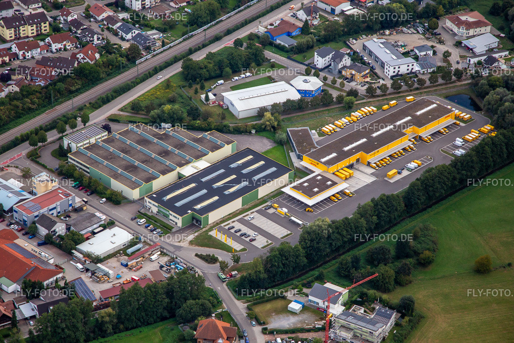 DHL Logistikzentrum und IPO Solutions http://www.ipo-solutions.com/ | Luftbild: DHL Logistikzentrum und IPO Solutions http://www.ipo-solutions.com/ in Weingarten im Bundesland Baden-Württemberg in Deutschland. Foto: IMG_138744.jpg vom 16.09.2023 durch ©2025 Werner Riehm fly-foto.de/copyright - Realisiert mit Pictrs.com