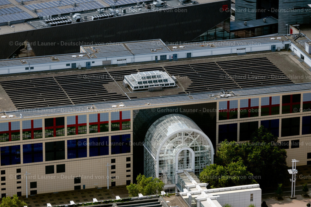 4048224 | Eingang Halle 10 Messe Frankfurt am Main