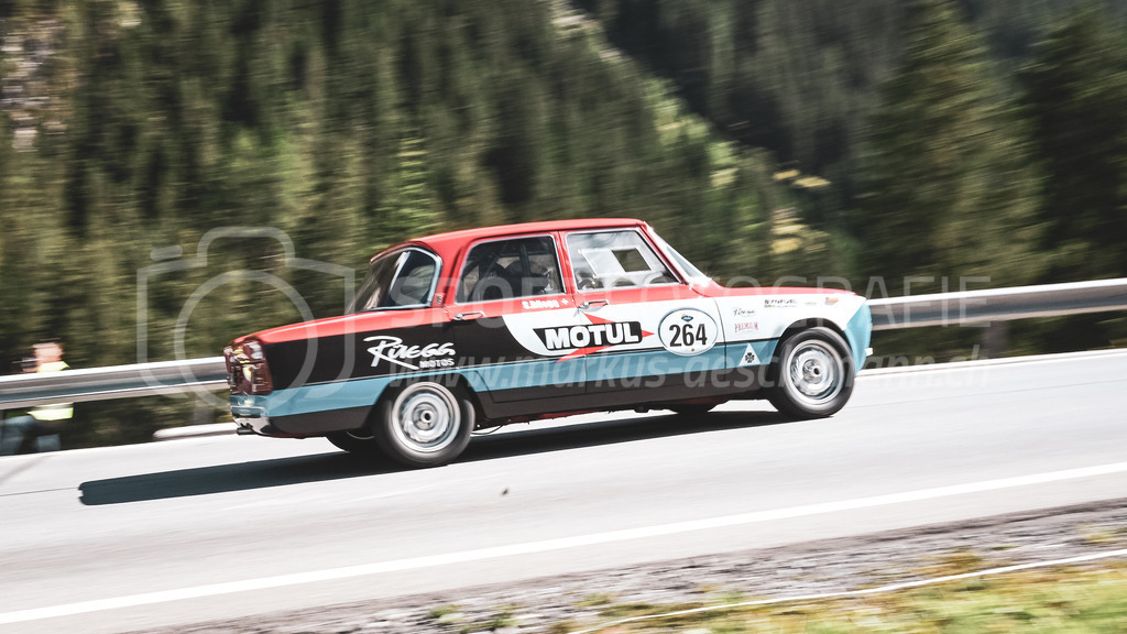 19. Arosa ClassicCar 2023 - 1. September 2023 | 19. Arosa ClassicCar 2023
Arosa, Schweiz
Rüegg Sandro aus Zürich mit der Startnummer 264 in einem Alfa Romeo Giulia TI Super, Jahrgang 1972, in der Klasse Classic Trophy.
@arosaclassiccar, @arosa.official, #arosaclassiccar, #arosa, #76curves, #classiccar
Bild: Sportfotografie Markus Aeschimann | www.markus-aeschimann.ch - Realisiert mit Pictrs.com