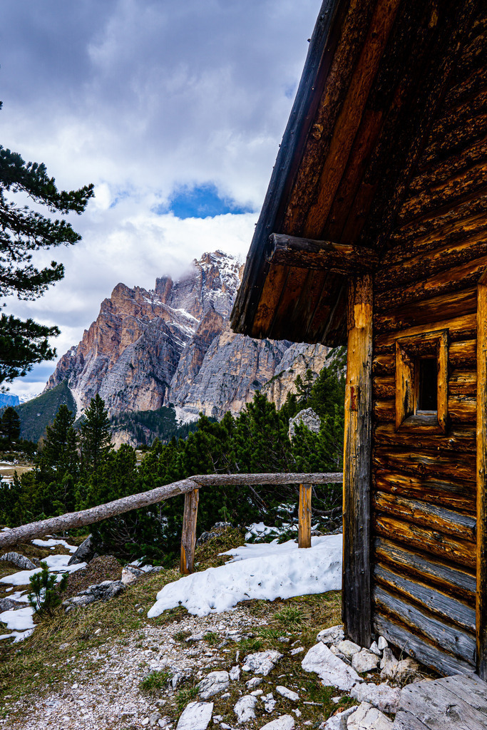 0017 | <meta name="keywords" content="Bergbilder, Hochzeitsfotografie, Actionshootings, Fotografiearbeiten, Berglandschaften, Naturfotografie">

 - Realisiert mit Pictrs.com