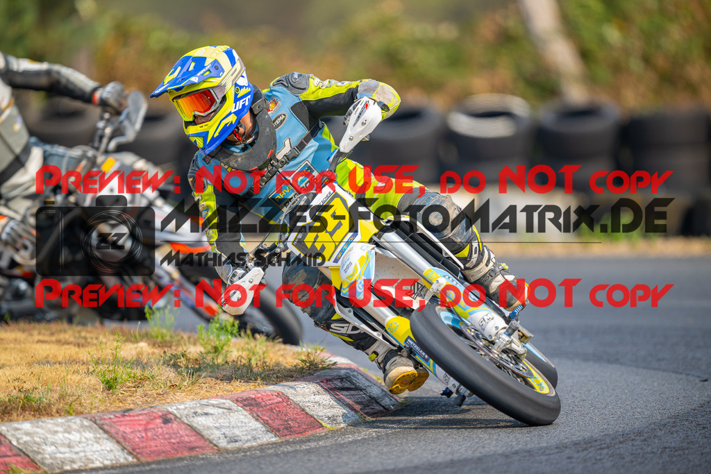 MaZZes-Fotomatrix-20260816-615990 | S2