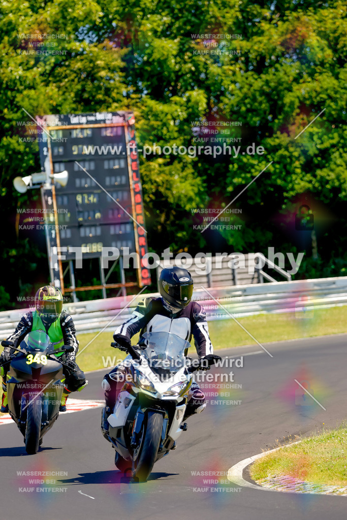 _MOT9435 | Hier findet Ihr Bilder von Touristenfahrten auf der Nürburgring Nordschleife oder von anderen Veranstaltungen die ich besucht habe. Viel Spass beim Durch Schauen 