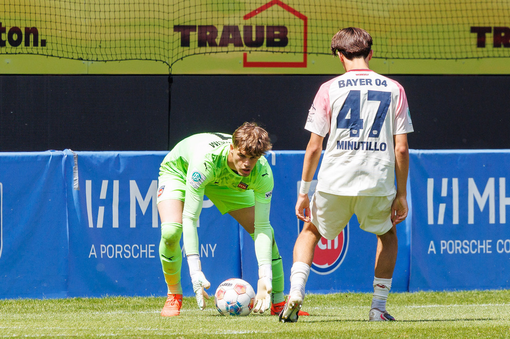20260503-U19_FCH-LEV_193 | 1.FC Heidenheim 1846 vs. Bayer 04 Leverkusen, Fußball, U19, A-Junioren, NWL, U19-DFB-Nachwuchsliga, 2025/2026, Achtelfinale, 03.05.2026 in Heidenheim, Voith Arena(Foto: Michael Bulling) - Realisiert mit Pictrs.com