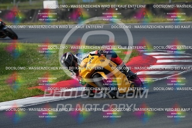 2025_05_29_PBK_15804 | Sportfotografie; SlowMotion; Video; Rennstrecke; Hafeneger; RSE; Speer; Trackday; Motorsportarena; Hockenheimring; Brno; Most; Barcelona; Valencia, Benny; Kaetzmer;