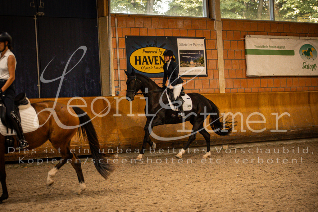 2Reiten00447 | Leoni Ertmer Photography - Realisiert mit Pictrs.com