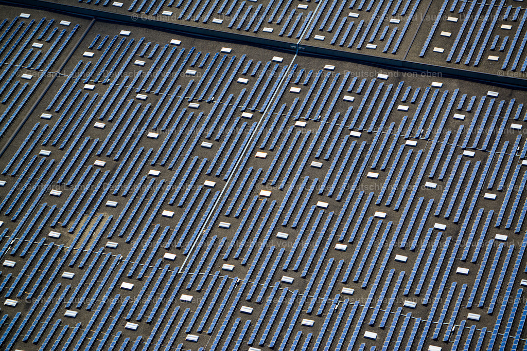 3303708 | Altenstadt, Dachstrukturen