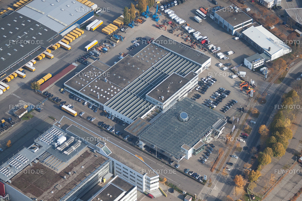 Karlsruhe Killisfeld, Iveco Süd-West Nutzfahrzeuge GmbH | Luftbild: Karlsruhe Killisfeld, Iveco Süd-West Nutzfahrzeuge GmbH im Ortsteil Durlach in Karlsruhe im Bundesland Baden-Württemberg in Deutschland. Foto: IMG_35109.jpg vom 31.10.2010 durch Werner Riehm/FLY-FOTO.de - Realisiert mit Pictrs.com