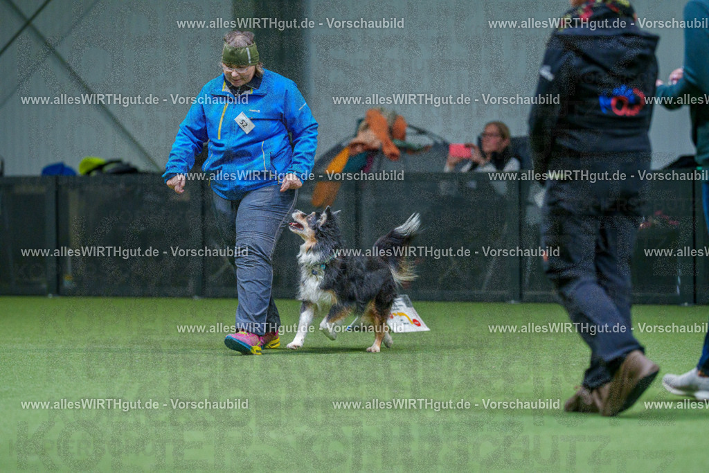 7R506471 | Professionelle Tierfotografie in Mönchengladbach von Daniel Wirth (allesWIRTHgut). Liebevolle & natürliche Bilder von Hunden & Katzen für unvergessliche Erinnerungen.