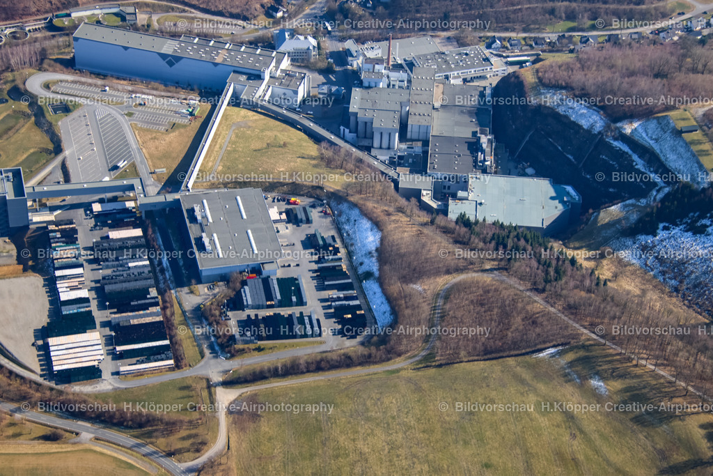 Veltins Brauerei Grevenstein1-1358 | Luftbilder und Luftbildfotografie , Digital und Printbilder auf Leinwand , Alu Dibond , Acrylglas , Poster oder Download-Datei für private und gewerbliche Verwendung im Shop online bestellen. - Realisiert mit Pictrs.com