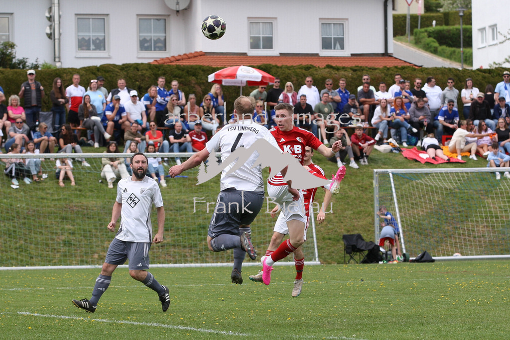 993T0239 | zum 0:1, hier durch, Lucas Necas