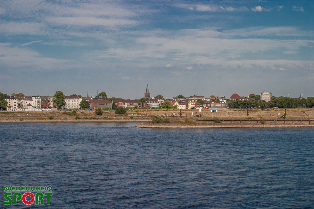 HombergRhein_290722_03 | Bildergalerie von Sport-Ereignissen aber auch von weiteren spannenden Dingen - nicht nur vom Niederrhein. In Anlehnung an den bekannten Spruch von Hanns Dieter Hüsch heißt das Motto: "Niederrhein ist überall".  - Realisiert mit Pictrs.com