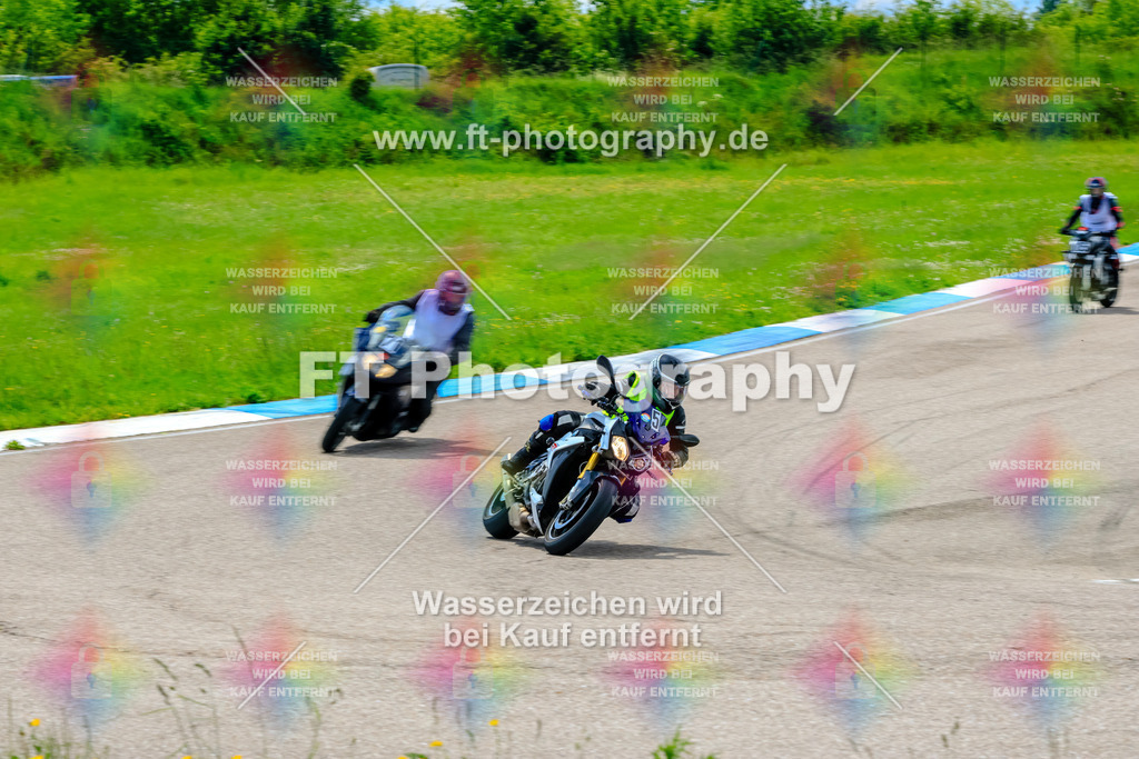 MotoTeam-9975 | Hier findet Ihr Bilder von Touristenfahrten auf der Nürburgring Nordschleife oder von anderen Veranstaltungen die ich besucht habe. Viel Spass beim Durch Schauen 