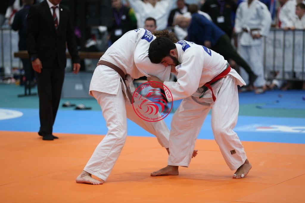 AT3Y0614 | Fotos vom Adler Cup - Pictures from Adler Cup

Hier findet Ihr alle Eindrücke und großen Momente der Adler Cup Wochenenden. Here you will find all impressions and great moments of the Adler Cup weekends. - Realisiert mit Pictrs.com