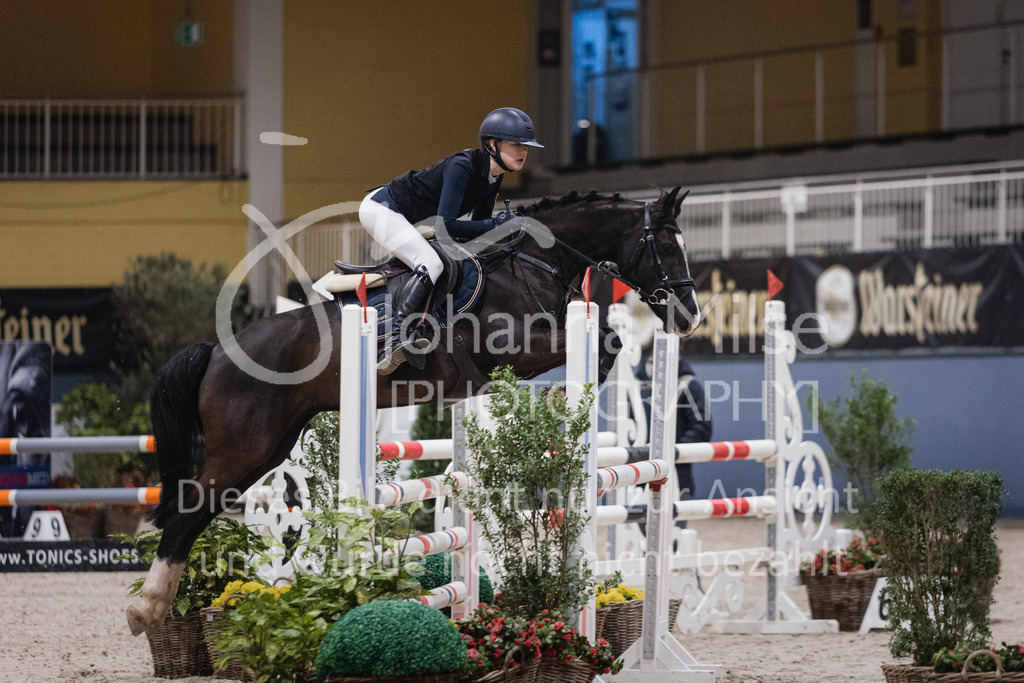 230210_Warstein_PonyStil-L-207 | Deine schönsten Turniermomente als professionelle Fotos! Entdecke hochwertige Pferdesport-Fotografie im Online-Shop. Jetzt Fotos finden & bestellen!