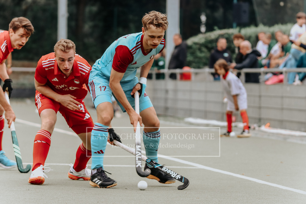 Herren_Bundesliga_02_F_RWK-UHC_21.09.25_Köln (305 von 471) | lanaschraderfotografie - Realisiert mit Pictrs.com
