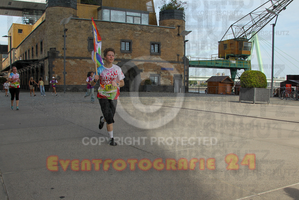 250920_1341_EV4_6437 | Sportfotografie im Rhein-Sieg Kreis, Köln, Bonn, NRW, Rheinland Pfalz, Hessen, etc. Unser Tätigkeitsfeld umfasst den Laufsport vom Volkslauf über den Marathon, Duathlon, Triathon bis zum Ultralauf wie Kölnpfad Ultra oder Schindertrail.
