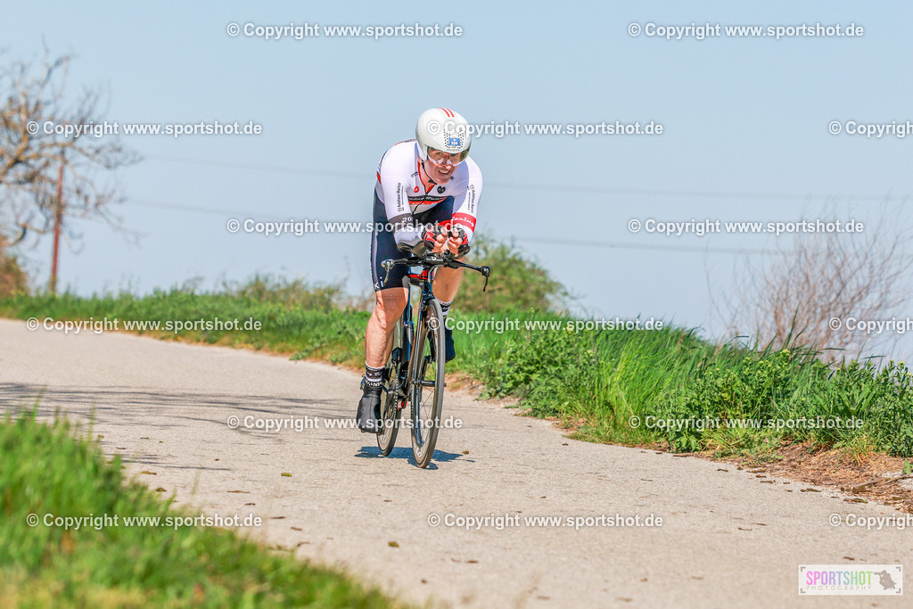 363_AR7_4112 | Neusiedlersee Radmarathon 2026@sportshot_your_pictrs #yourpictures#roadtowm2029 #nrm #neusiedlerseeradmarathon #neusiedlersee #neusiedlerseetourismus #burgenland #mörbisch #nrm26 #burgenlandtourismus #voglundco #poweredbyburgenlandtourismus #radsport #rad #marathon #ucigranfondo #visitburgenland #ucigranfondoworldseries