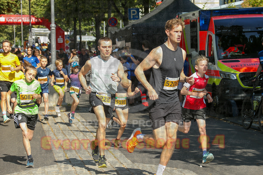 250621_1020_EX1_1665 | Sportfotografie im Rhein-Sieg Kreis, Köln, Bonn, NRW, Rheinland Pfalz, Hessen, etc. Unser Tätigkeitsfeld umfasst den Laufsport vom Volkslauf über den Marathon, Duathlon, Triathon bis zum Ultralauf wie Kölnpfad Ultra oder Schindertrail.