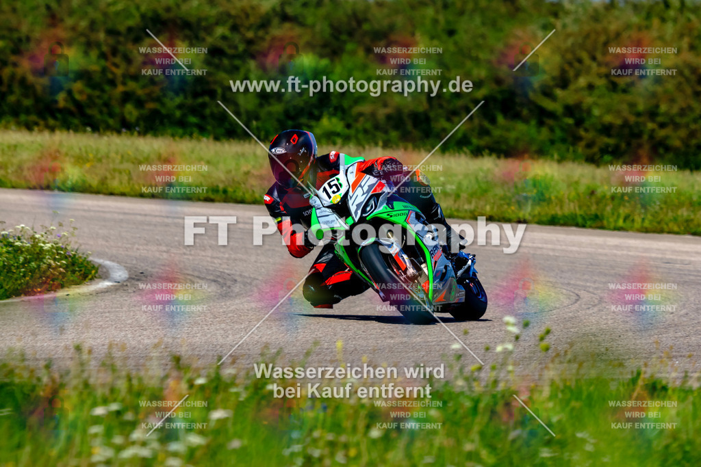 015-3386 | Hier findet Ihr Bilder von Touristenfahrten auf der Nürburgring Nordschleife oder von anderen Veranstaltungen die ich besucht habe. Viel Spass beim Durch Schauen 