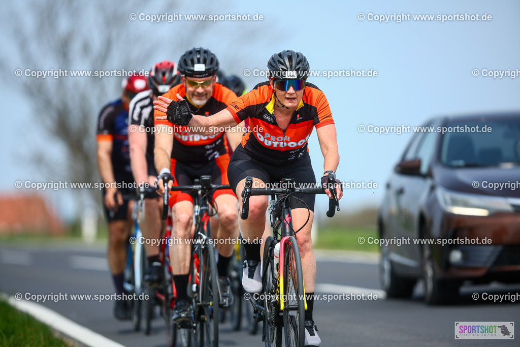 772_TRA56920 | Neusiedlersee Radmarathon 2026@sportshot_your_pictrs #yourpictures#roadtowm2029 #nrm #neusiedlerseeradmarathon #neusiedlersee #neusiedlerseetourismus #burgenland #mörbisch #nrm26 #burgenlandtourismus #voglundco #poweredbyburgenlandtourismus #radsport #rad #marathon #ucigranfondo #visitburgenland #ucigranfondoworldseries