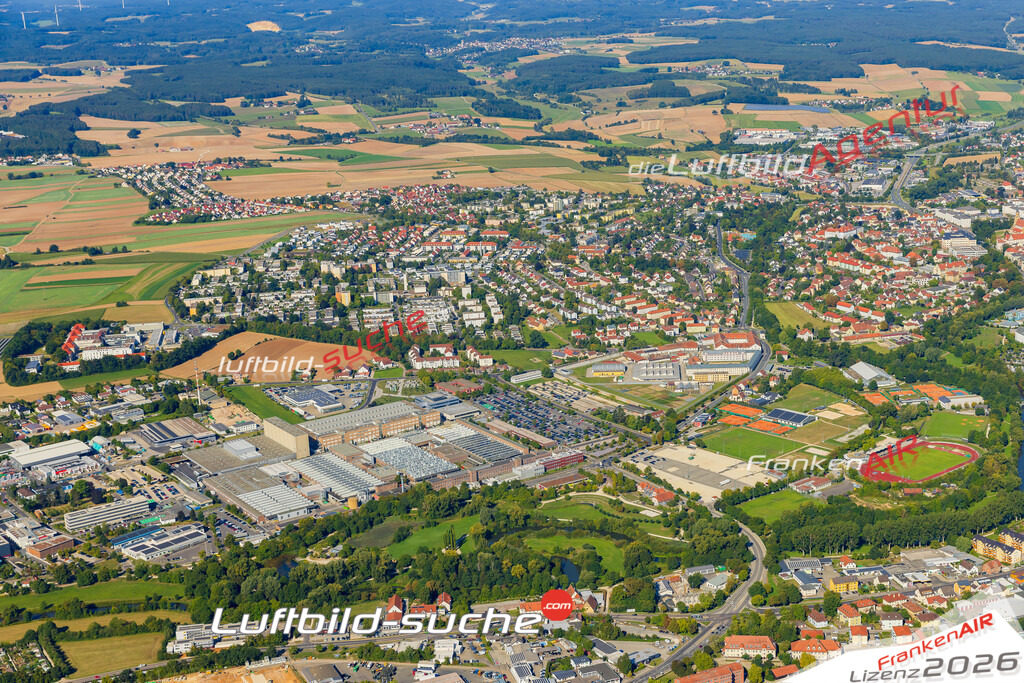Luftaufnahme der Stadt Amberg - Die Luftaufnahme wurde 2025 vom UL-Flugzeug heraus erstellt ( keine Drohne ) - Hochauflösende Luftaufnahme - für professionelle Ausdrucke geeignet. Die Geschenkidee !Mit Lizenz und Bildrechte bestellbar