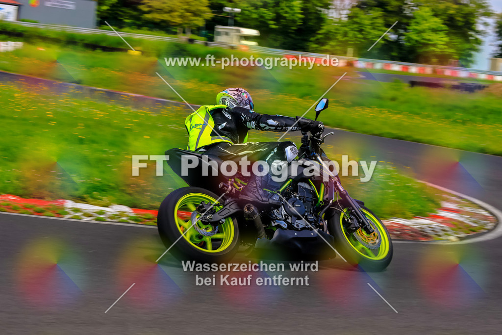 VBK-8010 | Hier findet Ihr Bilder von Touristenfahrten auf der Nürburgring Nordschleife oder von anderen Veranstaltungen die ich besucht habe. Viel Spass beim Durch Schauen 