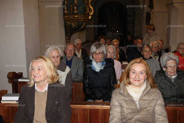 Erntedankfest mit feierlicher Einführung von Otto Markus Hoffmann als Akolyth | Bildershop von pixelworld.at - Realisiert mit Pictrs.com