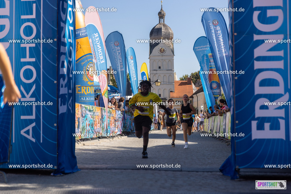 VJ__3515 | Stadtlauf Erding 2025 #stadtlauferding #erdingstadtlauf #stadtlauf_erding #laufmotivation #trisporterding #yourpictrs #sportshot_your_pictrs