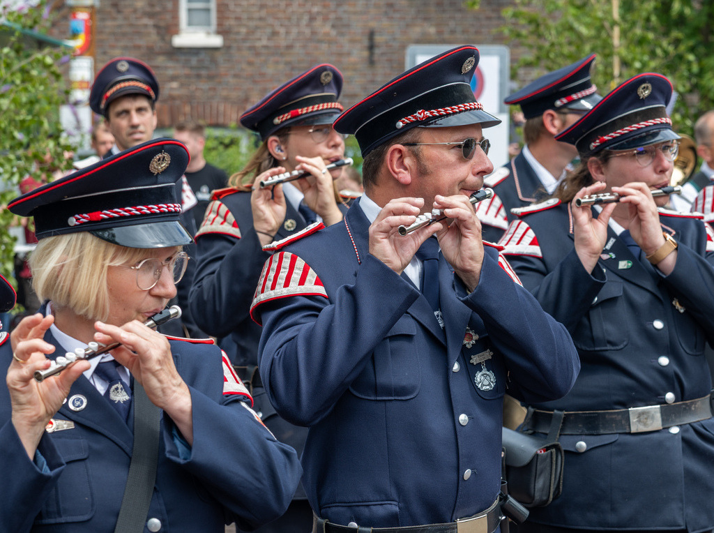 top-top.de-250705-023 | Foto, Video, Fotografie, Videografie, Fotobox, DJ, Discjockey, Musik, Musikbox, Veranstaltung, Photobooth, Amazon, Ebay, Buchtipp, Bestseller, Autor, Verlag, Buch, Wesel, Hamminkeln, NRW, Dinslaken, Rees, Drohne, Hochzeit, Party, Fotobox, Wesel, Fotograf