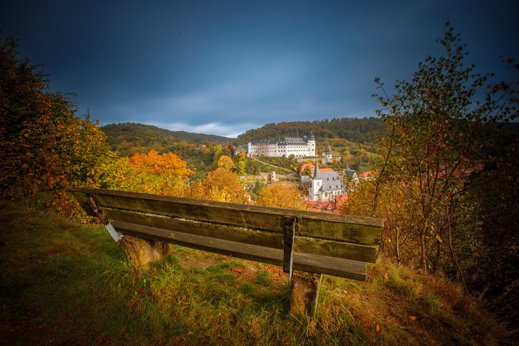 Malerischer Herbst in Stolberg (Südharz) | Wir machen aus Ihren Bildern Erinnerungen für die Ewigkeit | Hochwertige Fotografien für Ihr zu Hause. - Realisiert mit Pictrs.com