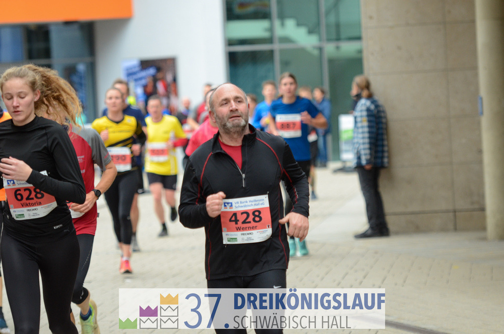 VR Bank Hauptlauf 10000m | 3 Koenigslauf 2023 - Realisiert mit Pictrs.com