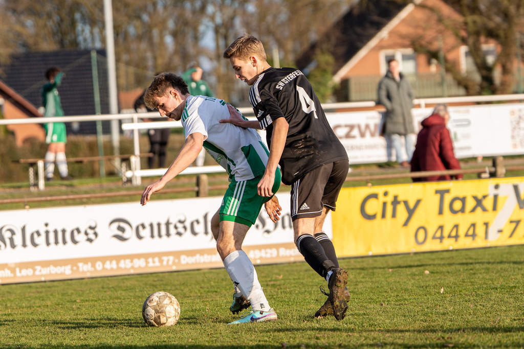 Fußball I Herren I Saison 2025-2026 I Bezirksliga Weser-Ems 4 I 21. Spieltag I TuS Lutten - SW Osterfeine I 4539 | jns.sportfotos - Realisiert mit Pictrs.com