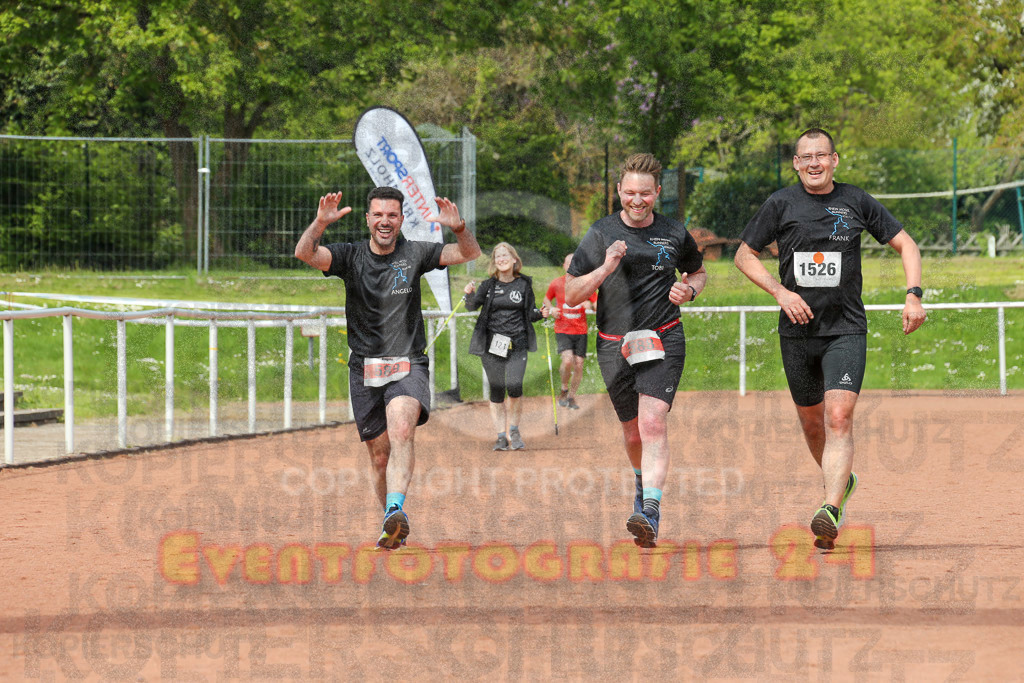 220501_1211_EX1_1834 | Sportfotografie im Rhein-Sieg Kreis, Köln, Bonn, NRW, Rheinland Pfalz, Hessen, etc. Unser Tätigkeitsfeld umfasst den Laufsport vom Volkslauf über den Marathon, Duathlon, Triathon bis zum Ultralauf wie Kölnpfad Ultra oder Schindertrail.