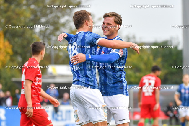 AUT, 2.Liga, FC Blau Weiss Linz vs FC Liefering | 29.10.2022, Hofmann Arena Linz, AUT, 2.Liga, FC Blau Weiss Linz vs FC Liefering, im Bild Matthias Seidl (Blau Weiss Linz), Alexander Briedl (Blau Weiss Linz)


// Admiral 2. Liga Match between FC Blau Weiss Linz and FC Liefering in Linz, Austria on 2022/10/29
