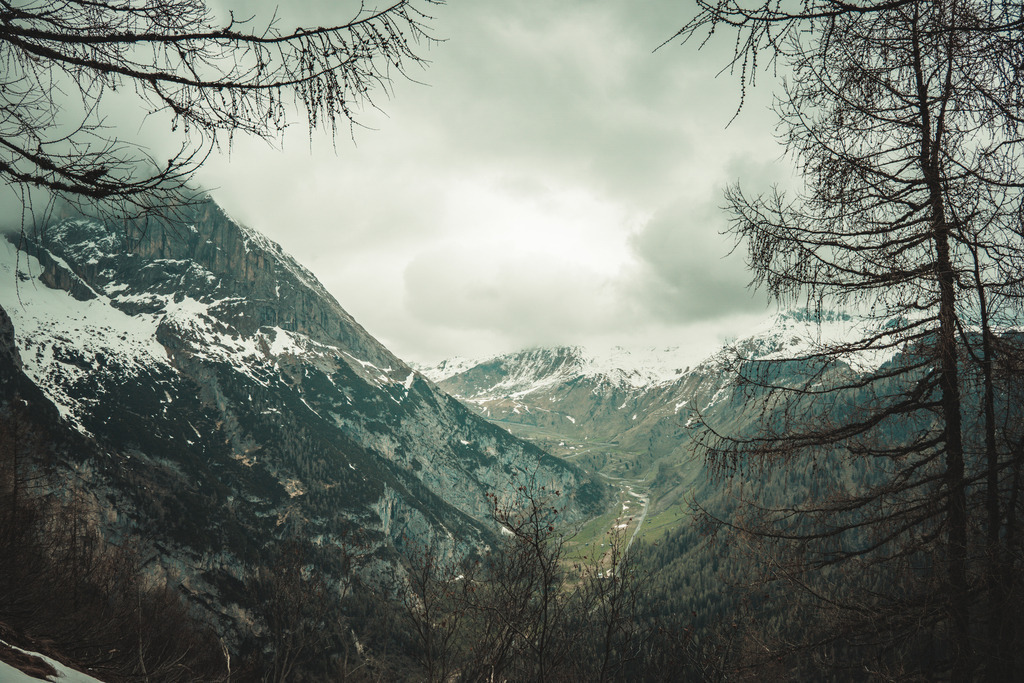 0034 | <meta name="keywords" content="Bergbilder, Hochzeitsfotografie, Actionshootings, Fotografiearbeiten, Berglandschaften, Naturfotografie">

 - Realisiert mit Pictrs.com