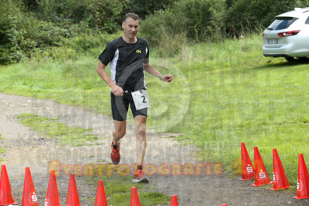 230826_1540_EX1_1415 | Sportfotografie im Rhein-Sieg Kreis, Köln, Bonn, NRW, Rheinland Pfalz, Hessen, etc. Unser Tätigkeitsfeld umfasst den Laufsport vom Volkslauf über den Marathon, Duathlon, Triathon bis zum Ultralauf wie Kölnpfad Ultra oder Schindertrail.