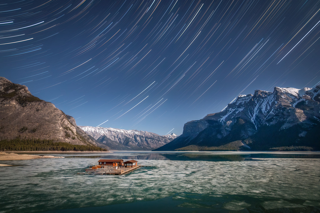 Kanada Banff Nationalpark Lake Minnewanka 01 | christophschaarschmidt - Realisiert mit Pictrs.com