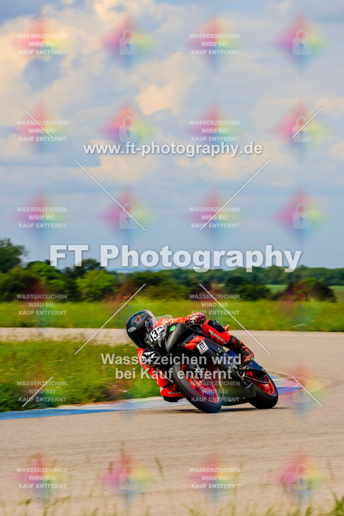 MotoTeam-1125 | Hier findet Ihr Bilder von Touristenfahrten auf der Nürburgring Nordschleife oder von anderen Veranstaltungen die ich besucht habe. Viel Spass beim Durch Schauen 