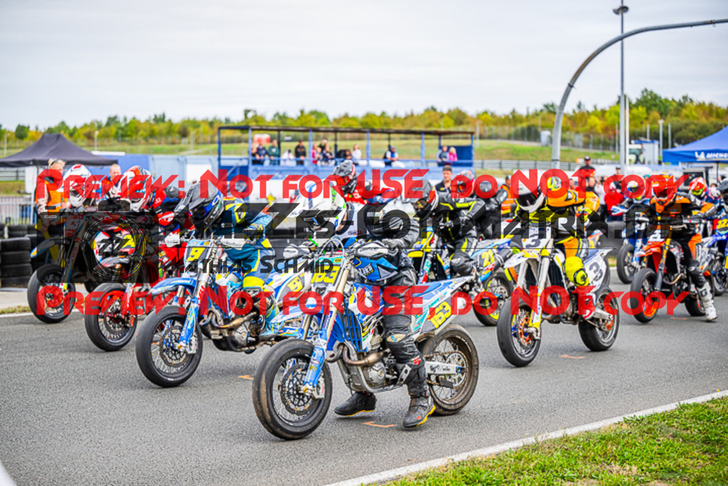 MaZZes_FotoMatrix_231001_9147 | S2