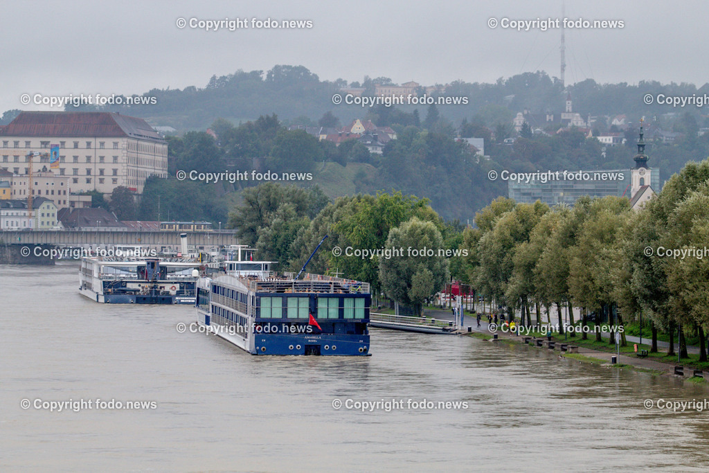 Linz_ Urfahr_ Hochwasser_ 17.09.2024-35 | 17.09.2024, Linz, AUT, Urfahr, Hochwasser, im Bild Hochwasser, Hochwasserschutz Donaulaende Linz Urfahr, Donau, Linzer Strasse, Ueberflutung