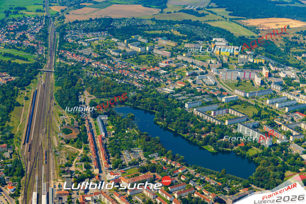 Röxe See Stendal Bild- Das Luftbild wurde 2025 vom UL-Flugzeug heraus erstellt ( keine Drohne bzw. Drohnenaufnahme ) - Hochauflösende Luftaufnahme -Nicht vergleichbar mit Google Maps oder Satelittenbilder- Die Geschenkidee !Mit Lizenz und Bildrechte bestellbar - CC