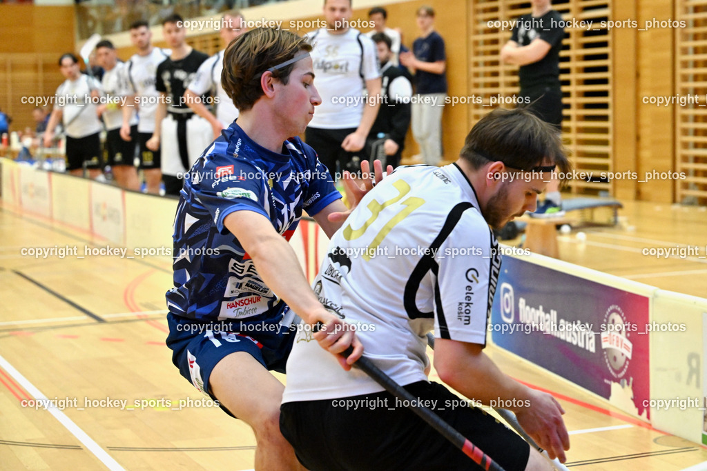 FBK Loka vs. VSV Unihockey | #15 Tristan Bogataj VSV Unihockey, #31 Nejc Oman FBK Loka, FBK Loka vs. VSV Unihockey, FBK Loka vs. VSV Unihockey am 23.03.2025 in Villach (Ballspielhalle St. Martin), Austria, (Photo by Bernd Stefan)