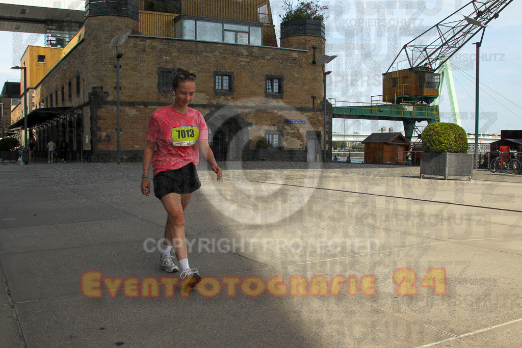 250920_1338_EV4_6329 | Sportfotografie im Rhein-Sieg Kreis, Köln, Bonn, NRW, Rheinland Pfalz, Hessen, etc. Unser Tätigkeitsfeld umfasst den Laufsport vom Volkslauf über den Marathon, Duathlon, Triathon bis zum Ultralauf wie Kölnpfad Ultra oder Schindertrail.