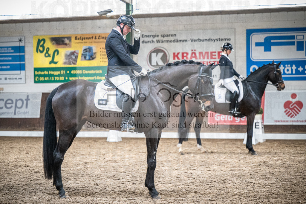 DOS_0268 | Entdecke hochwertige Reitturnierfotos von Foto Oger. Professionell, emotional und authentisch – jetzt Lieblingsmomente im Shop bestellen.Deutschlandweite Turnierfotografie. - Realisiert mit Pictrs.com